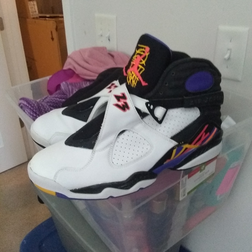 Jordan 8s - Picture 3 of 7